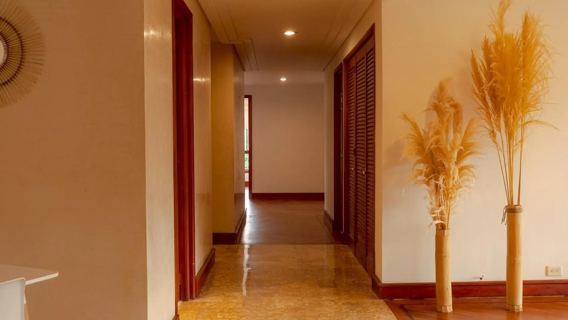 Habitacion Optima Y Central En El Poblado - B9 Medellin Apartment